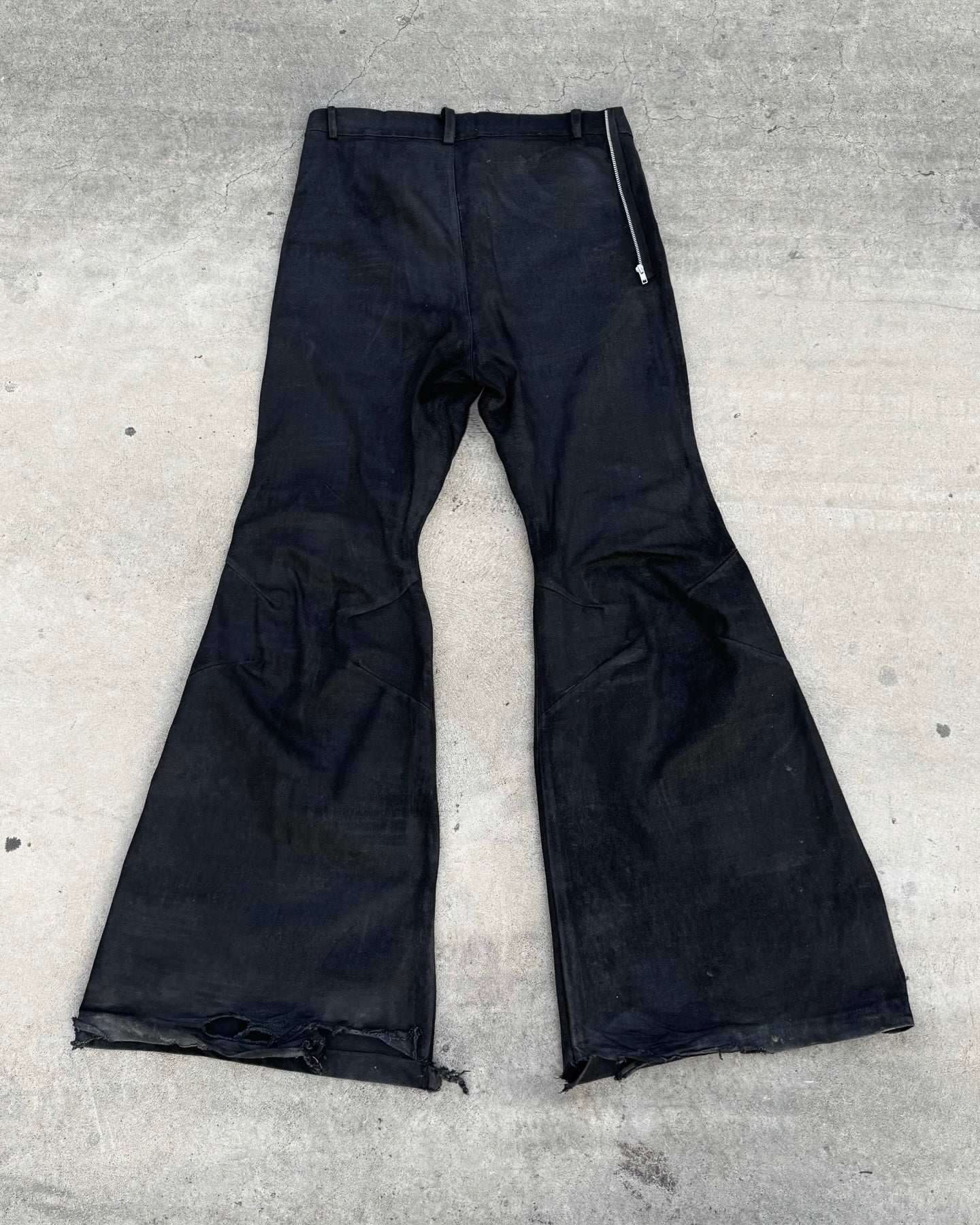 FLAKO FLARED JEANS